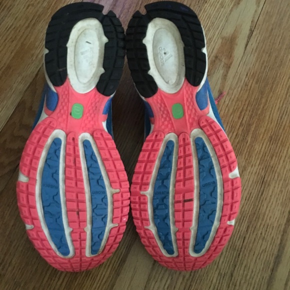 Adidas - Picture 3 of 6